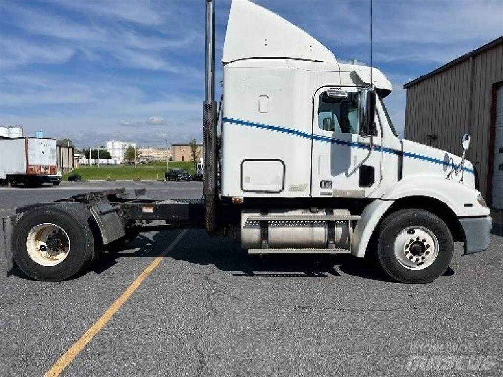 Freightliner CL112 Nyergesvontatók