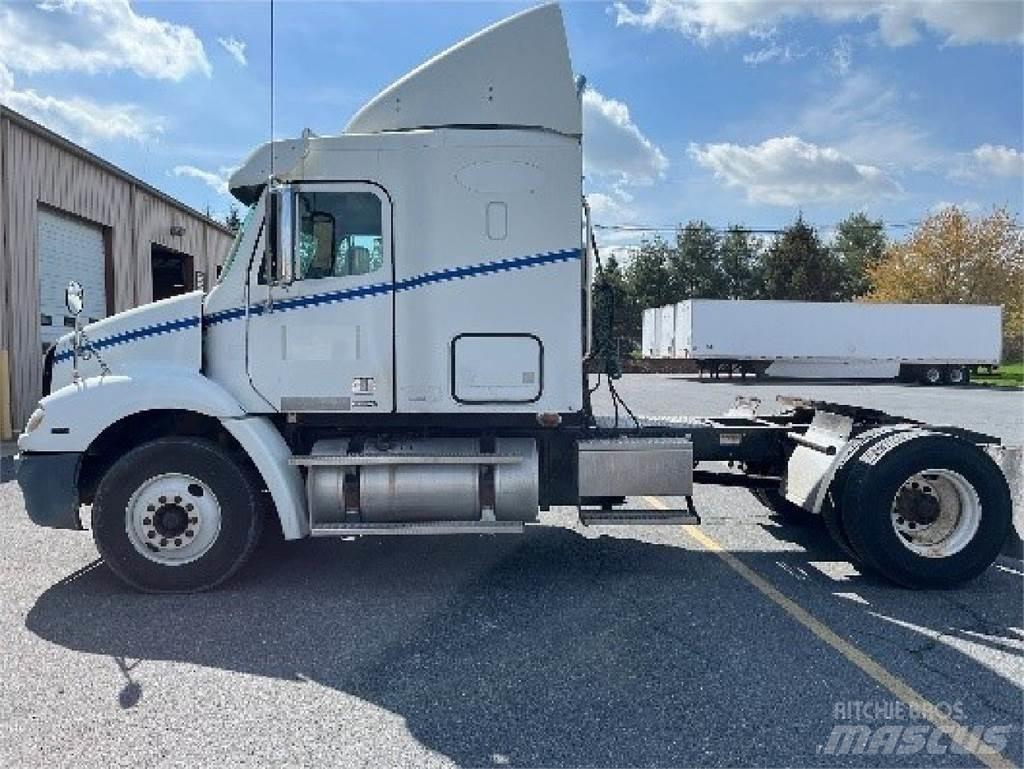 Freightliner CL112 Nyergesvontatók