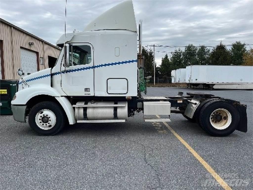 Freightliner CL112G Nyergesvontatók
