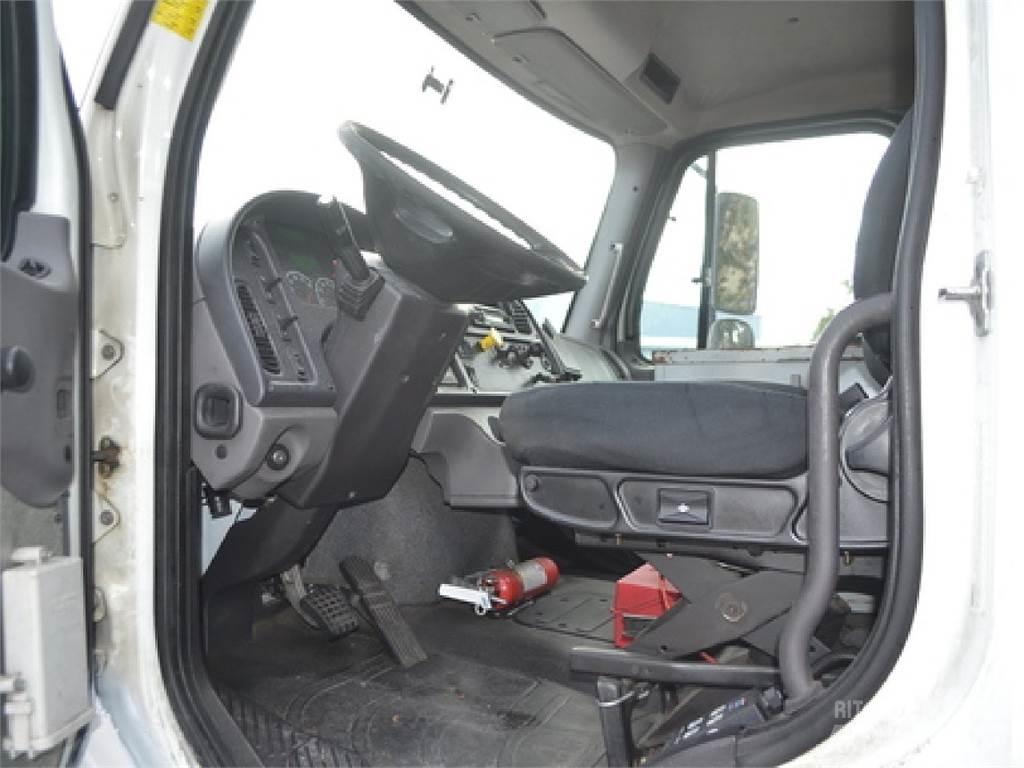 Freightliner M2 Italszállító tehergépkocsik