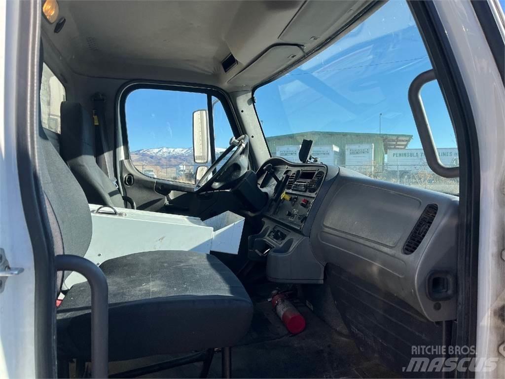 Freightliner M2 Italszállító tehergépkocsik