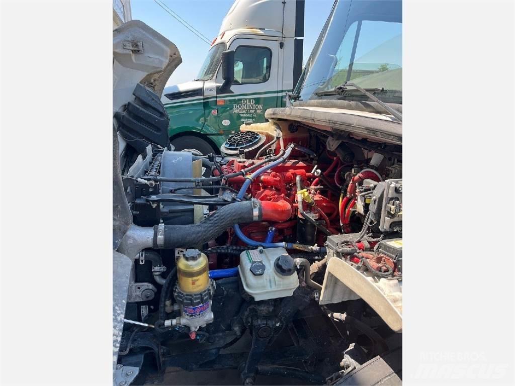 Freightliner M2 Italszállító tehergépkocsik