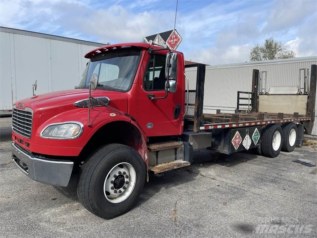 Freightliner M2 Fülkés alváz