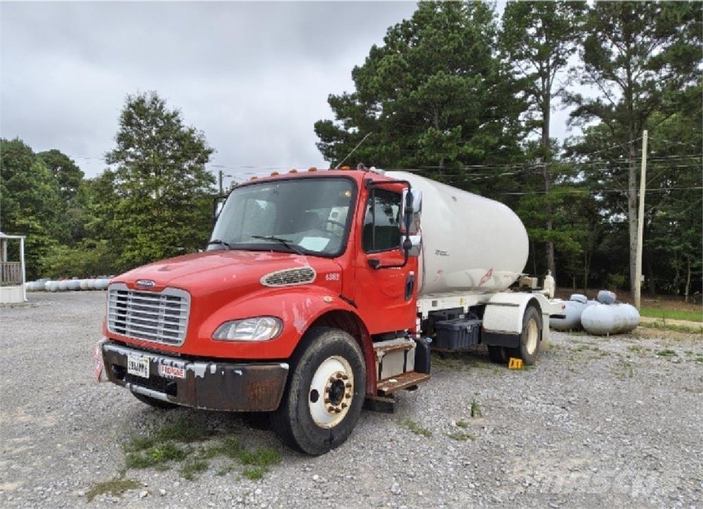 Freightliner M2 Egyéb