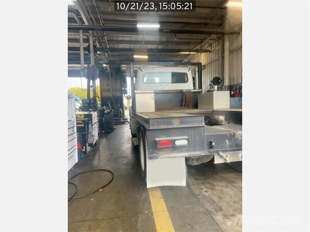 Freightliner M2 112 Közúti karbantartó haszongépek