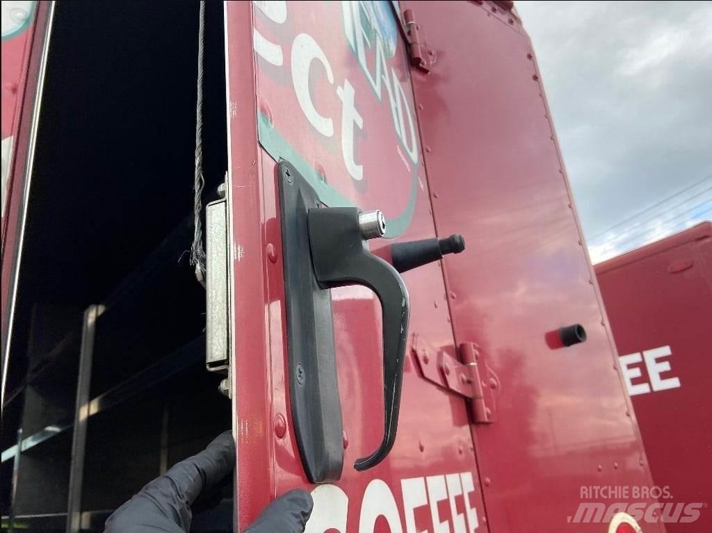 Freightliner MT45 Dobozos
