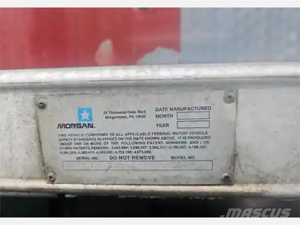 Hino 195 Dobozos teherautók