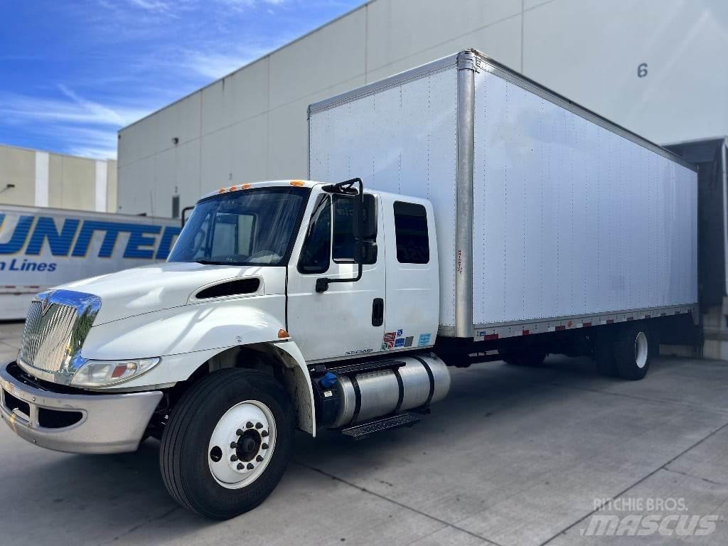 International 4300 Dobozos teherautók