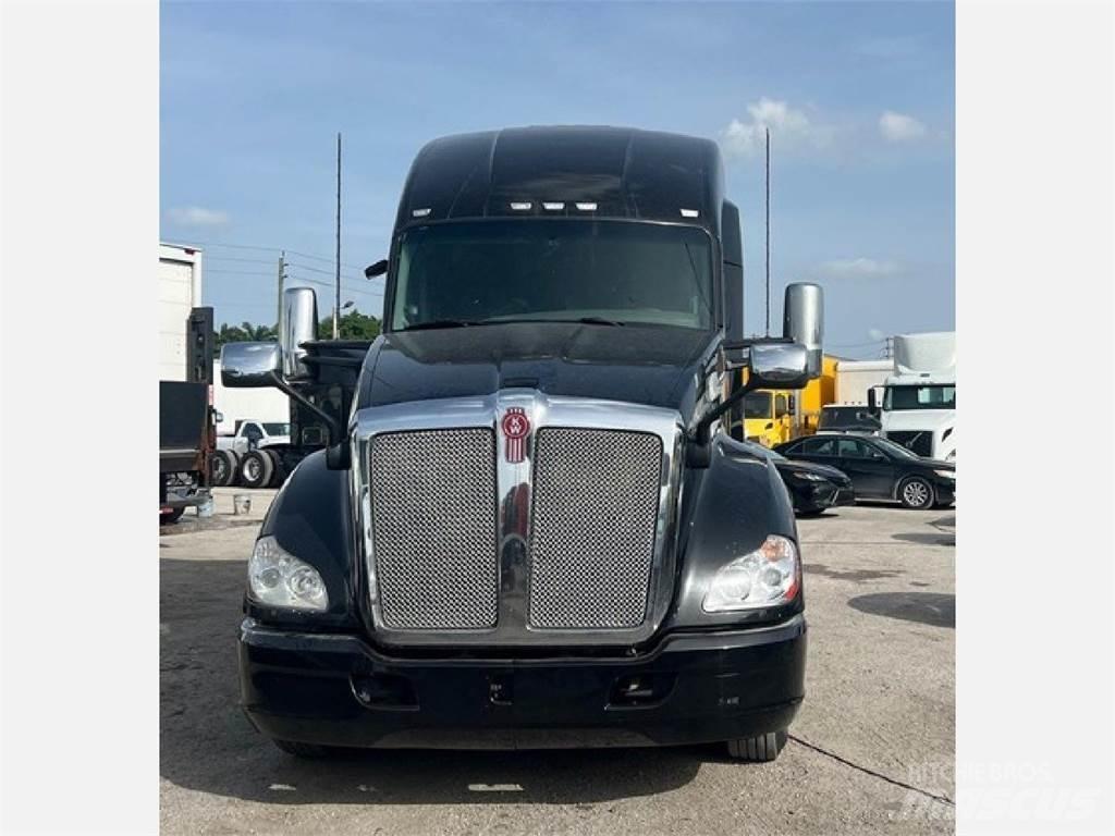 Kenworth T680 Nyergesvontatók