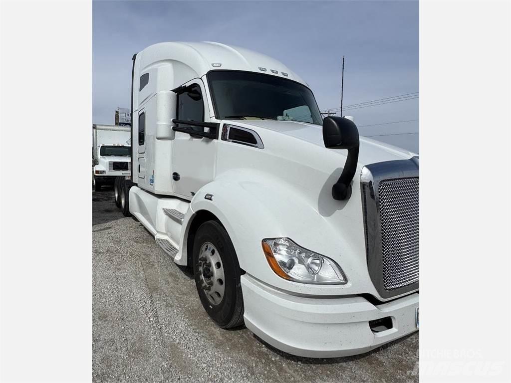 Kenworth T680 Nyergesvontatók