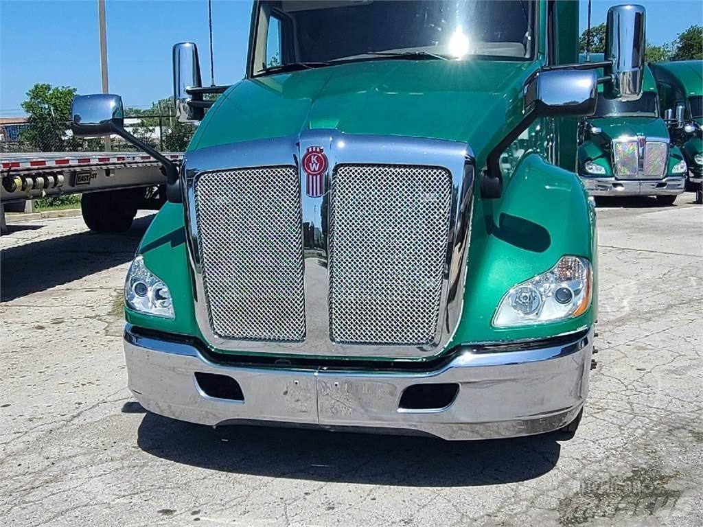 Kenworth T680 Nyergesvontatók
