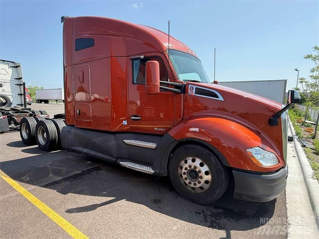 Kenworth T680 Nyergesvontatók