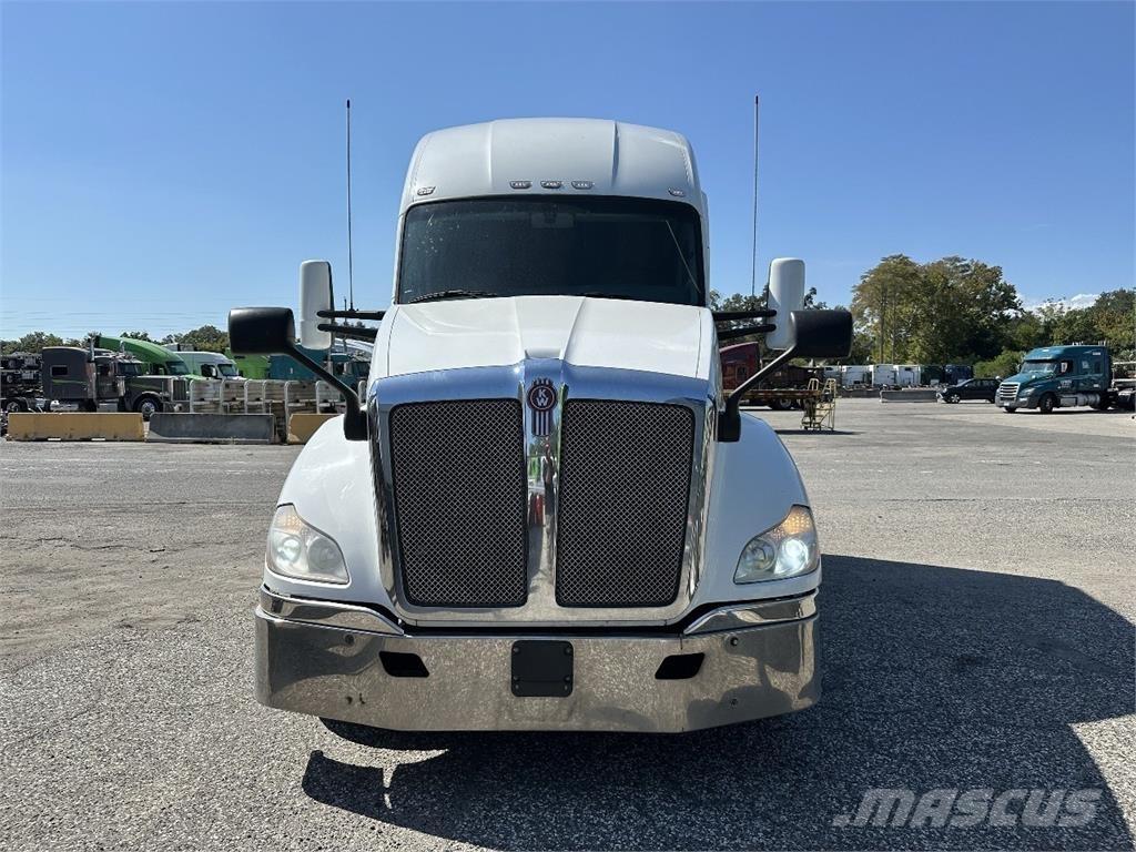Kenworth T680 Nyergesvontatók