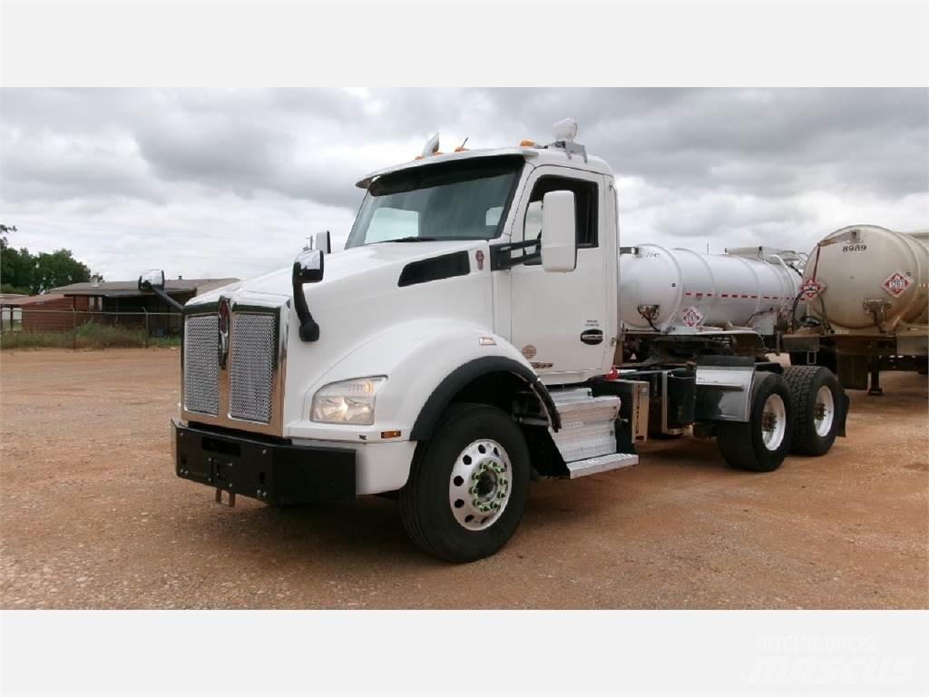 Kenworth T880 Nyergesvontatók