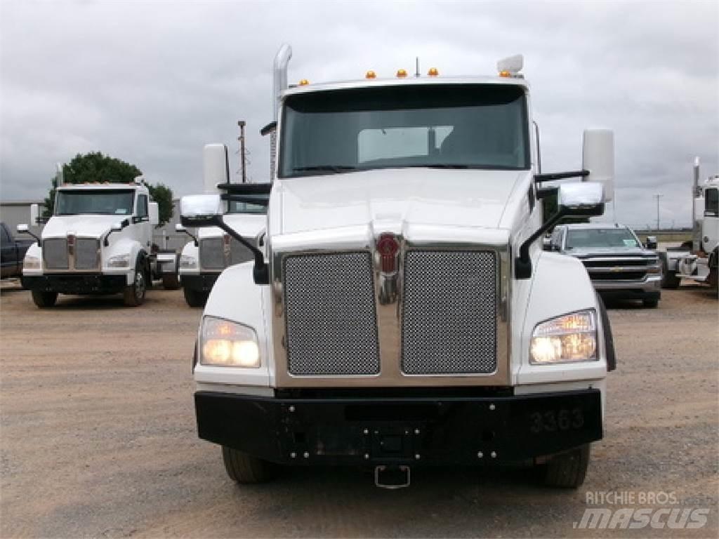 Kenworth T880 Nyergesvontatók