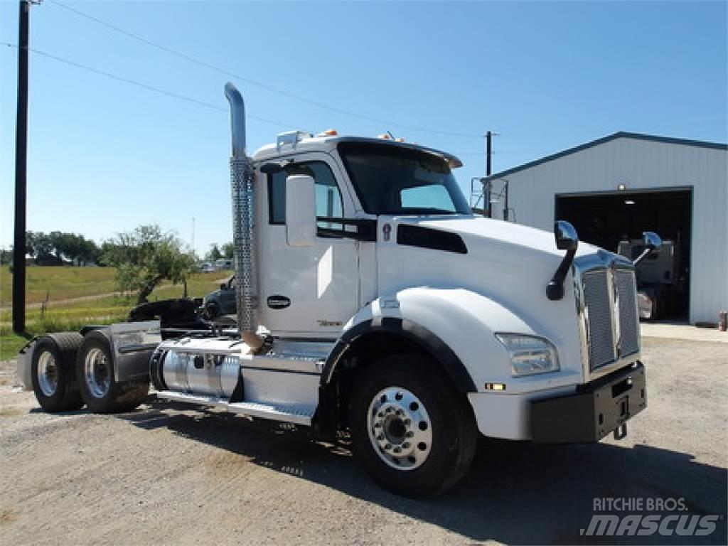 Kenworth T880 Nyergesvontatók
