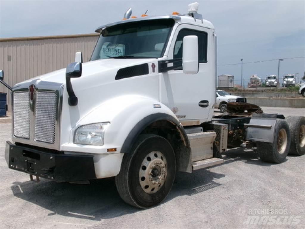 Kenworth T880 Nyergesvontatók