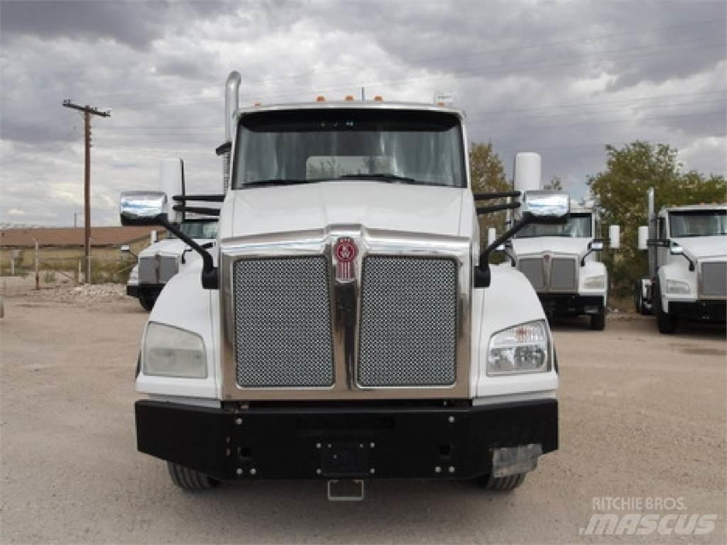 Kenworth T880 Nyergesvontatók