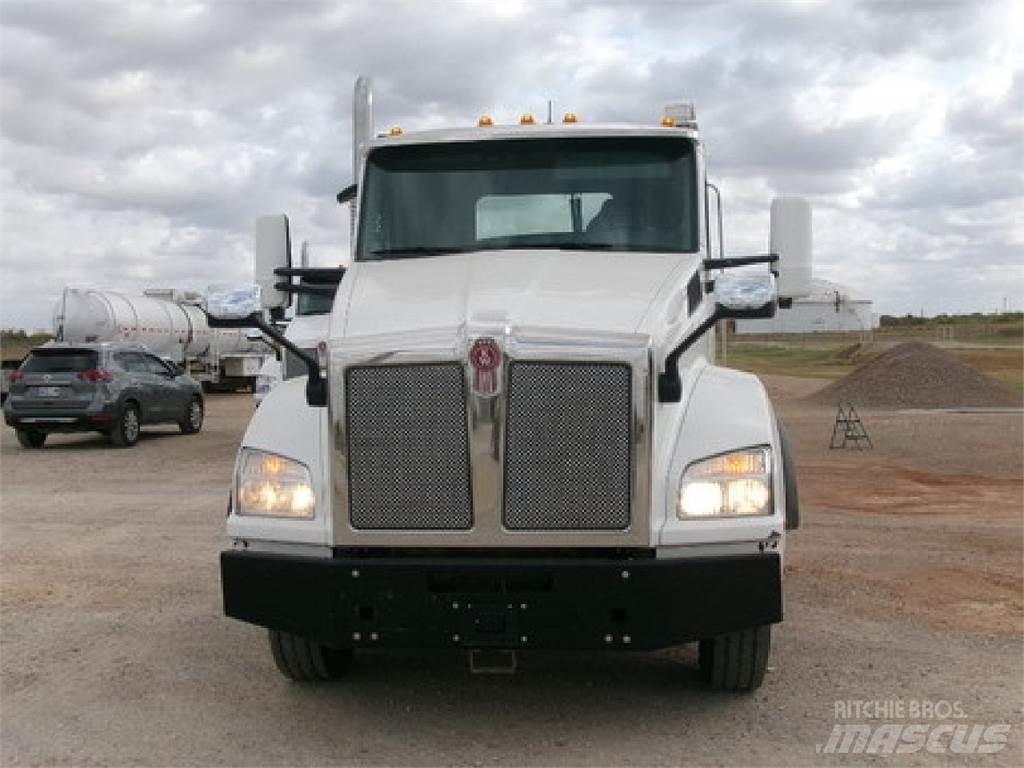 Kenworth T880 Nyergesvontatók