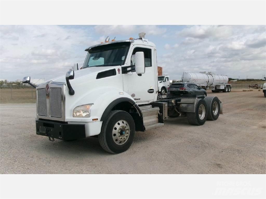 Kenworth T880 Nyergesvontatók