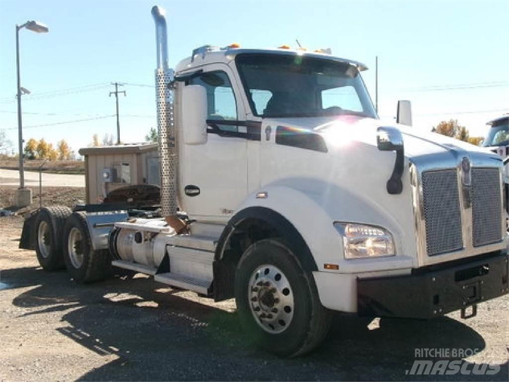 Kenworth T880 Nyergesvontatók
