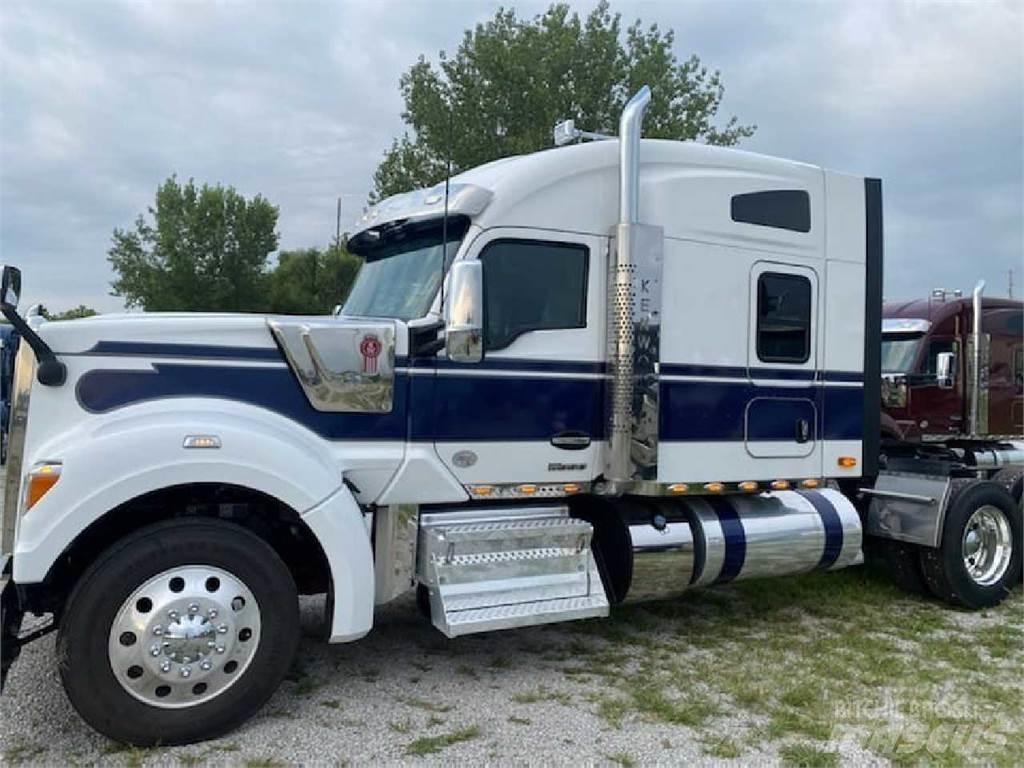 Kenworth W990 Nyergesvontatók