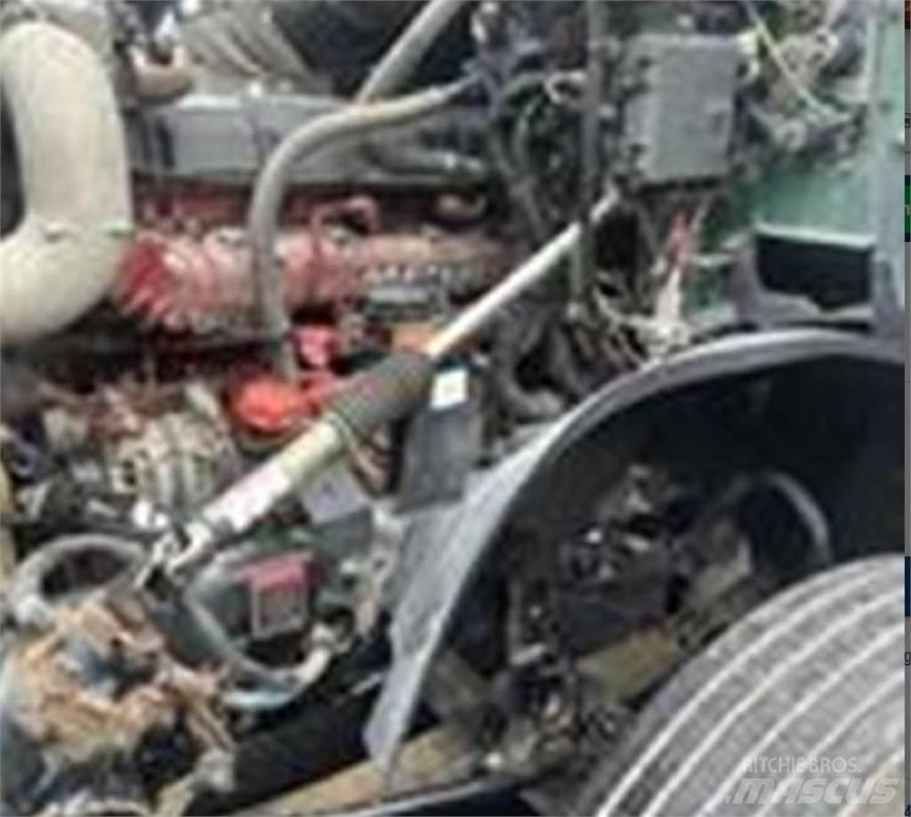 Mack AN64T Nyergesvontatók
