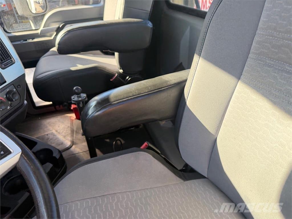 Mack AN64T Nyergesvontatók