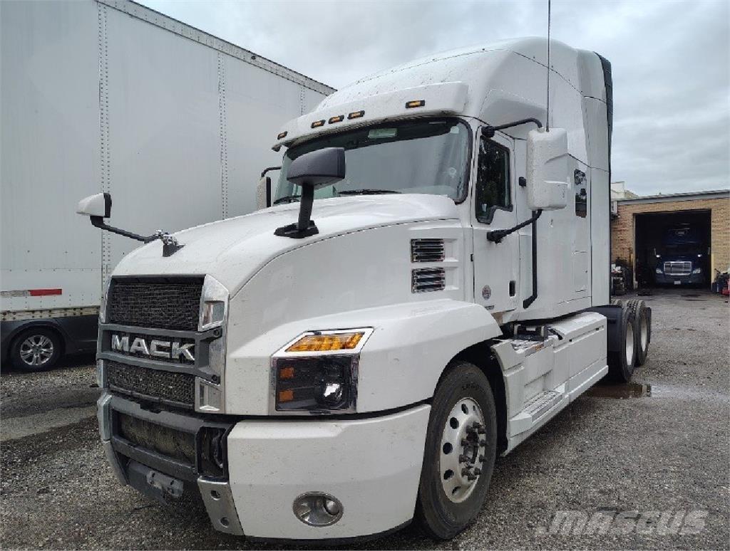 Mack Anthem 64T Nyergesvontatók