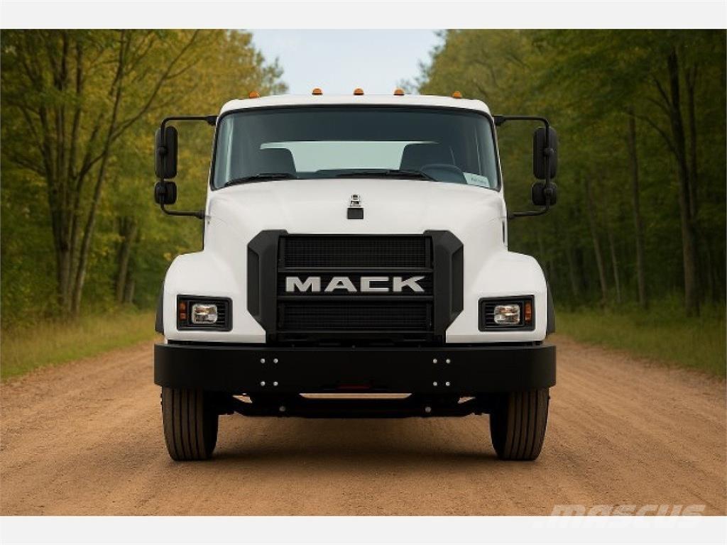 Mack MD6 Fülkés alváz