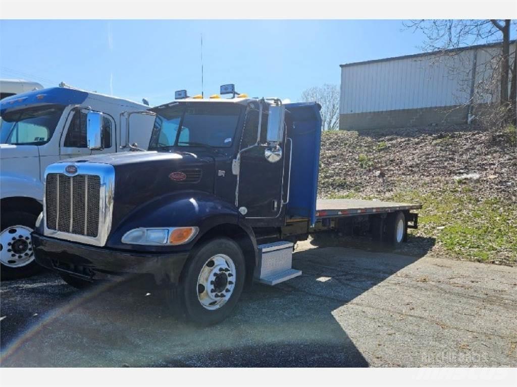 Peterbilt 337 Platós / Ponyvás teherautók