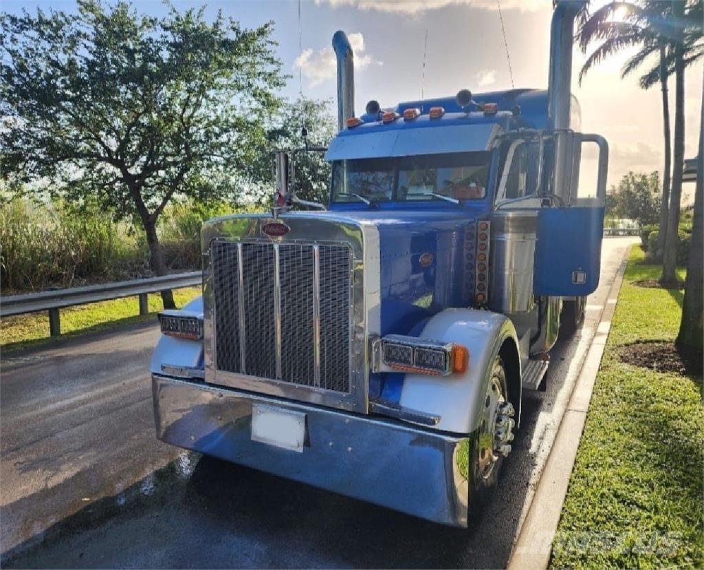 Peterbilt 379EXHD Nyergesvontatók