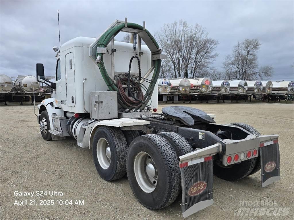 Peterbilt 567 Nyergesvontatók