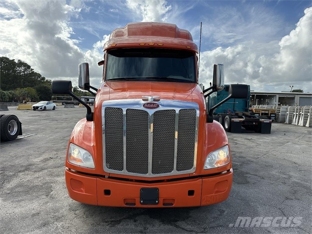 Peterbilt 579 Nyergesvontatók
