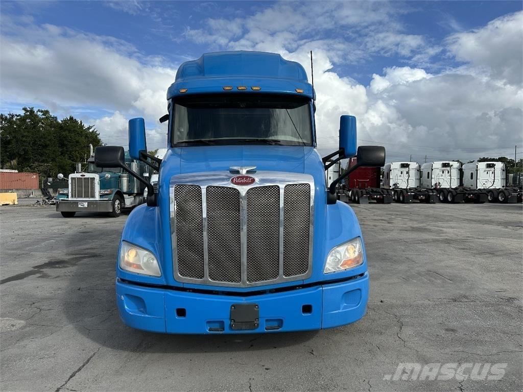Peterbilt 579 Nyergesvontatók