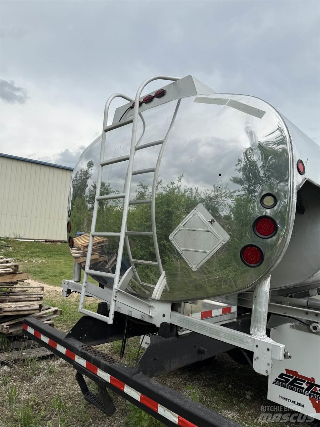 Sterling L7500 Egyéb