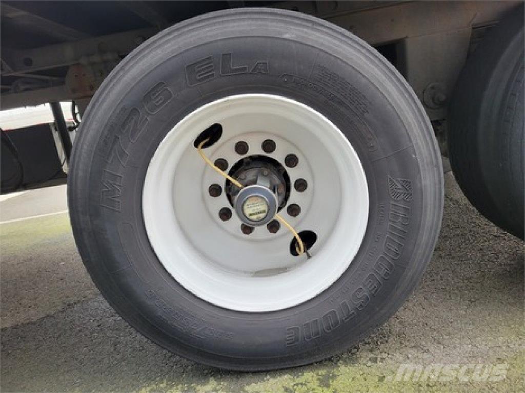 Utility VS2DX 48' Dobozos pótkocsik