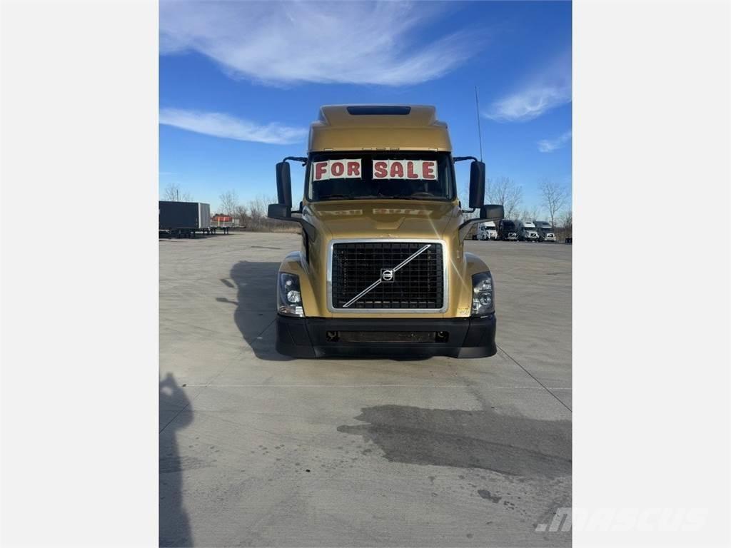 Volvo VNL 780 Nyergesvontatók
