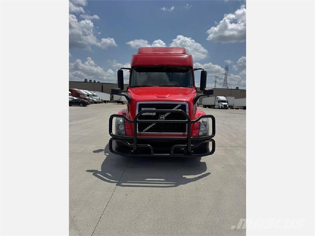 Volvo VNL 860 Nyergesvontatók