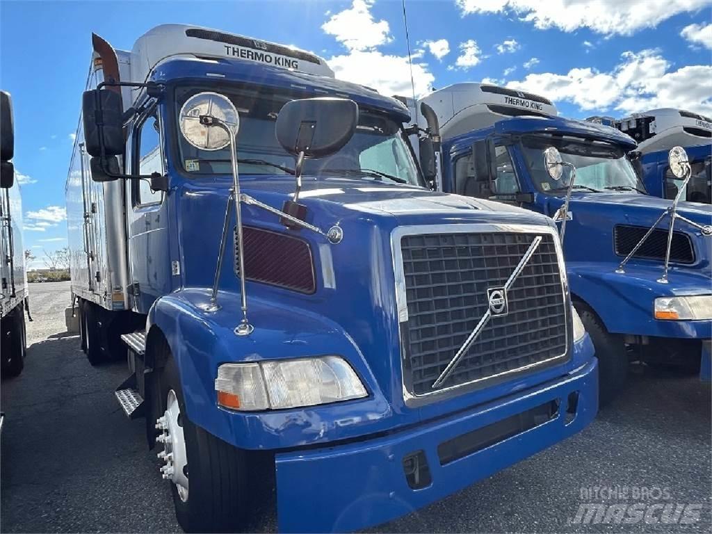 Volvo VNM64T200 Hűtős