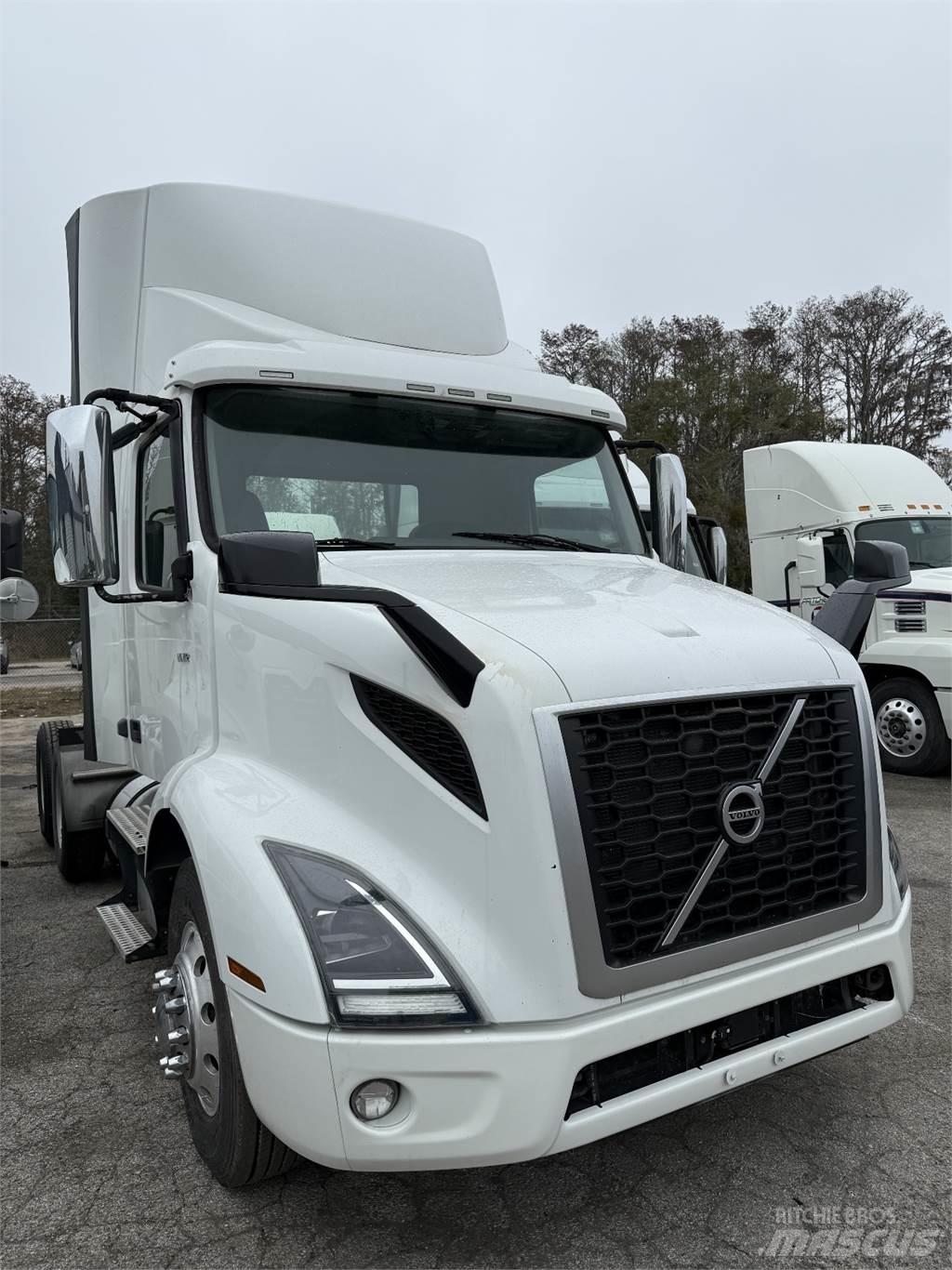 Volvo VNR64T300 Nyergesvontatók