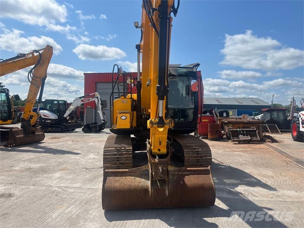 JCB JS130 LC Lánctalpas kotrók