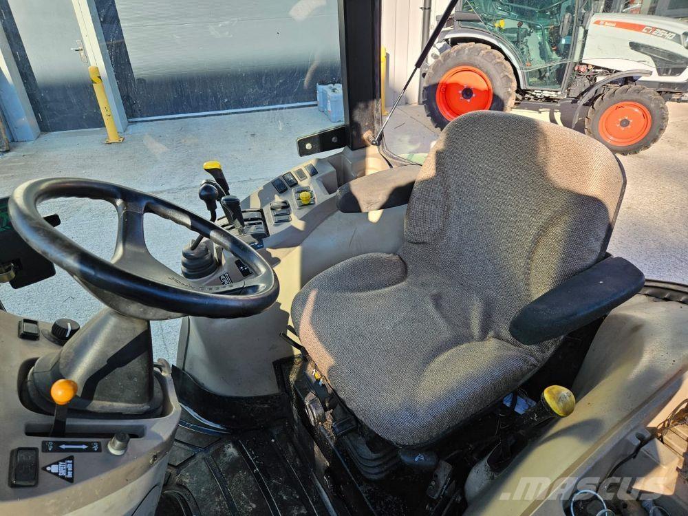 John Deere 3520 Traktorok