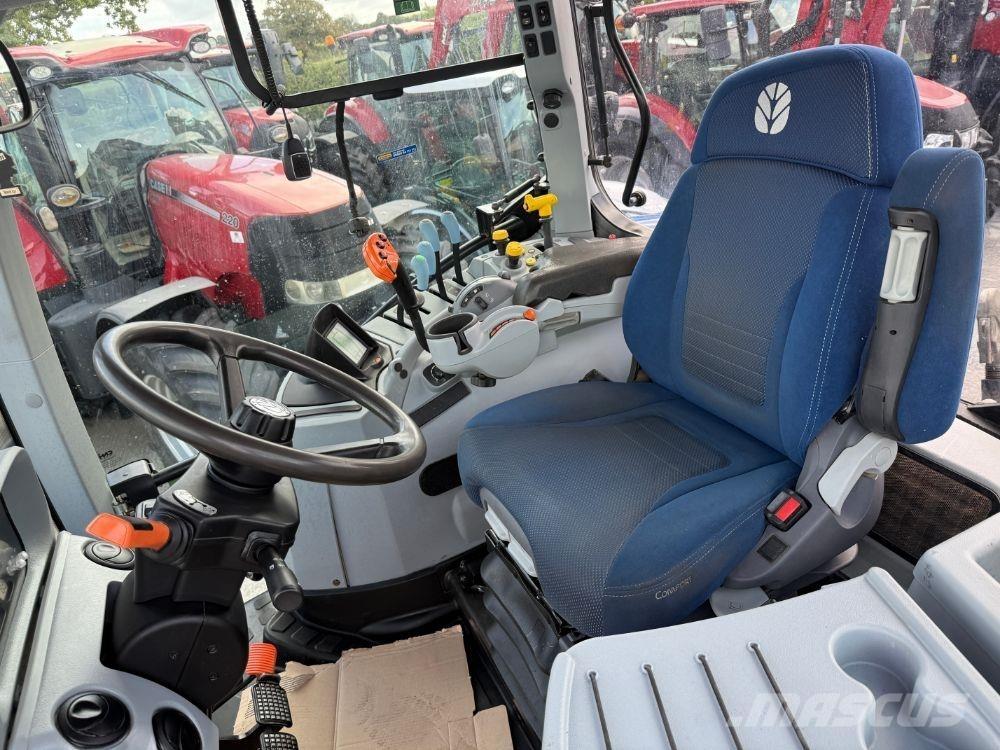 New Holland T7.230 Traktorok