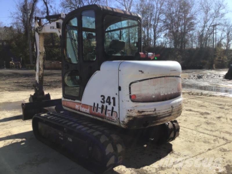 Bobcat 341 Mini kotrók < 7t