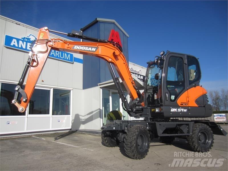 Develon DX57W-7 Mini kotrók < 7t