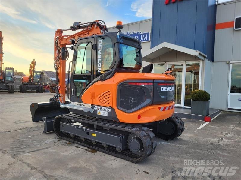 Develon DX85R-7 Közepes (midi) kotrók 7 t - 12 t