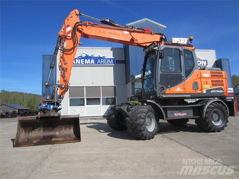 Doosan DX140W-3 Gumikerekes kotrók