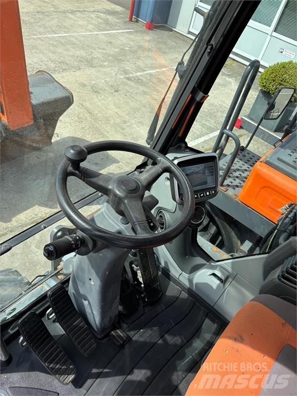 Doosan DX170W-5 Gumikerekes kotrók
