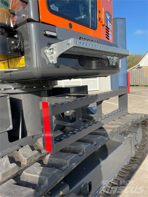Doosan DX63-3 Közepes (midi) kotrók 7 t - 12 t